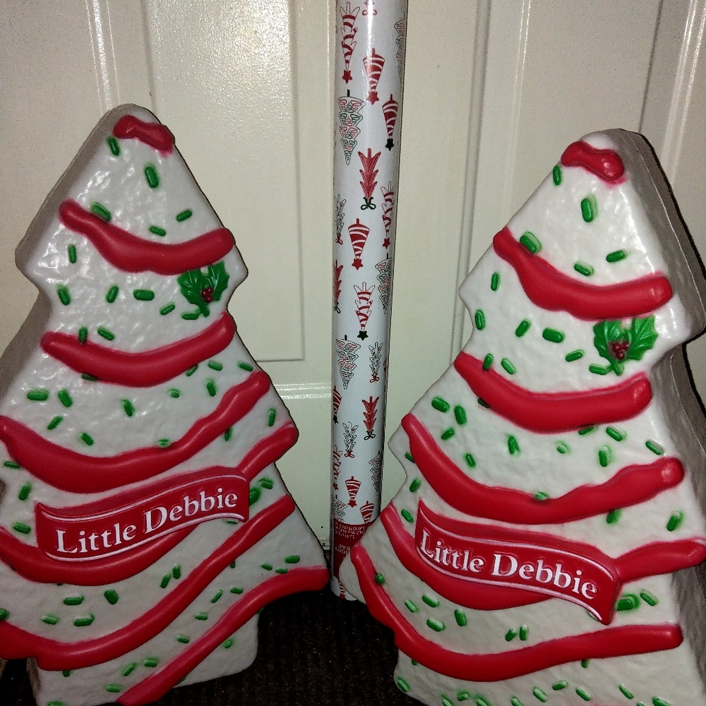 2 x Little Debbie Blow Mold Christmas Cake | Lot Of 2